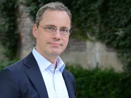 Horeca is nog steeds mensenwerk, maar wel steeds vaker door de gasten zelf  verricht