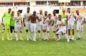 Yeni malatyaspor kupasını demirören'in elinden aldı. Yeni Malatyaspor Un Cikisi Suruyor Malatya Haberleri