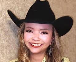 Britni Roberts's Instagram, Twitter & Facebook