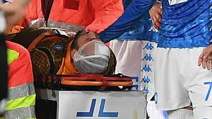 Artículos, fotos, videos, análisis y opinión sobre william ospina. David Ospina Collapses Concern For Napoli Goalkeeper After Head Injury Goal Com