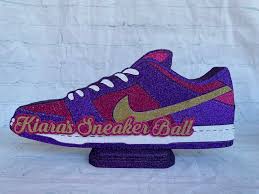 Sneaker Ball Dunkster Centerpiece