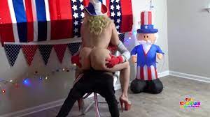 Blonde milf rides clown cock for 40 Akers and mule - XVIDEOS.COM