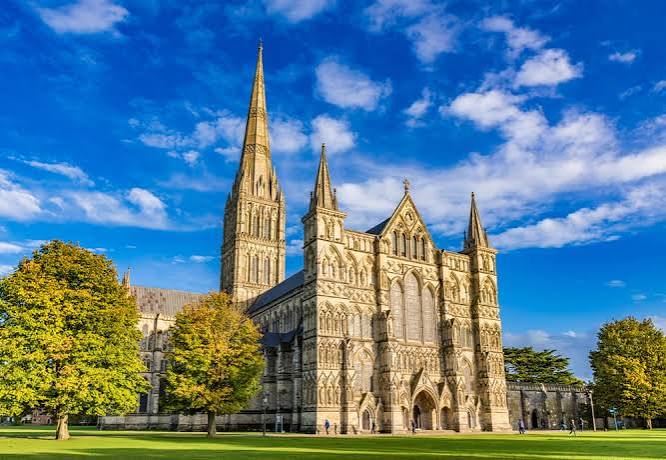 Salisbury Cathedral | Finch House