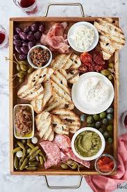 16 Brilliant Last Minute New Year S Eve Appetizers Best Party Appetizers Fancy Appetizers Easy Dinner Party