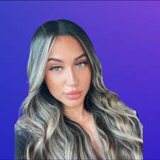 Carmela Brown, Bilingual Realtor