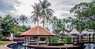 Lifestyle by saujana is an exclusive hotel membership programme by saujana hotel sdn bhd that provides you with entrancing accommodation offers, preferential dining and spa privileges at the saujana hotel kuala lumpur. Hotel Review The Saujana Hotel Kuala Lumpur