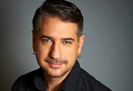 How to discover unlimited creativity by starting small, with Noah Scalin