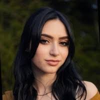 Nicole Lemmon's Instagram, Twitter & Facebook