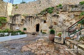 The garden tomb offers a much better alternative for meditation on the resurrection of jesus. The Garden Tomb Madain Project En
