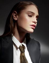 BEAUTY SUBMISSION — BEAUTY JOURNALS — A BOOK OF MAGAZINE