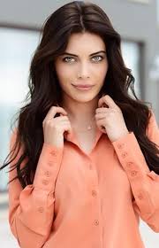 türk ünlü manken ile ilgili görsel sonucu