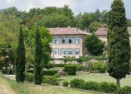 Love It Celebrity Houses Houses In France Famous Houses