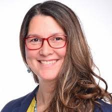 Ramona Robertson's Instagram, Twitter & Facebook