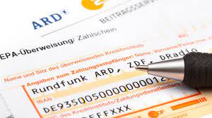 The rundfunkbeitrag, or tv tax, is a mandatory contribution to support the public service radio and tv stations. Rundfunkbeitrag Wird Die Erhohung Bei Ablehnung Eingeklagt Computer Bild
