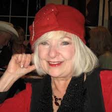 Christa Lyons (@lyons_christa)