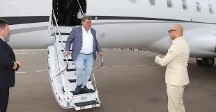 Check spelling or type a new query. Uj Simicska 24 Milliardot Keresett Szijj Laszlo Ez A Lenyeg