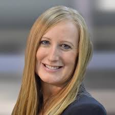 Lori Reiter's Instagram, Twitter & Facebook