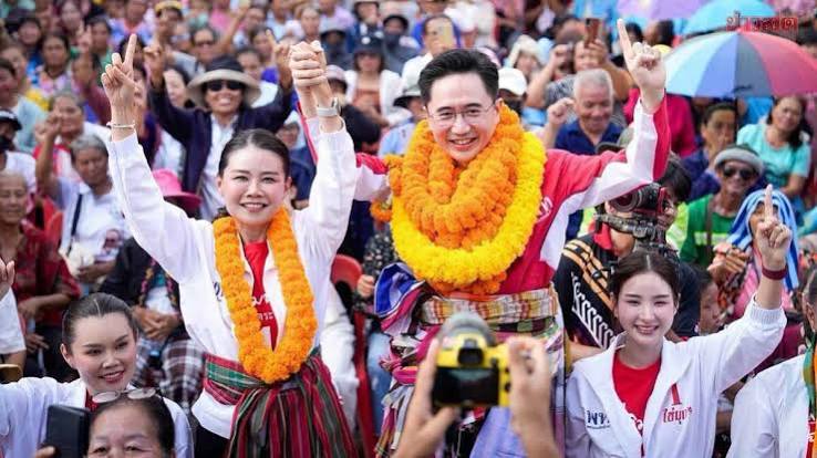 ไข่มุก เฉลิมขวัญ' พรรคเพื่อไทย ชนะเลือกตั้งถล่มทลาย นายก อบจ.กาฬสินธุ์