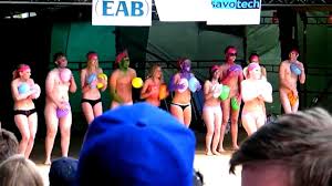 Смотрите Ballongdansen full video - Ballongdansen, Public, Students Porn -  SpankBang