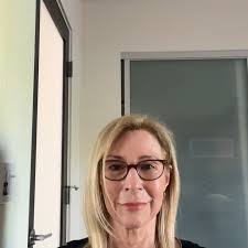 Too much water, too little water. It gets even more confusing as we get  older. But there's a solution that's not that complicated.