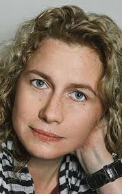 смотреть фильм кожа в которой я живу 2011 онлайн Natalya Uglickih Filmy Kinopoisk