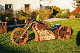 Dabei hilft ein imaginäres einrichtungsmotto, an dem man sich beim kauf neuer gartenaccessoires und/oder pflanzen. Edelrost Feuerlicht Deko Garten Terrasse Rost Saulen Pistole In Saarland Schiffweiler Ebay Kleinanzeigen