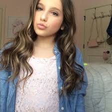 Mia Vitale (@vitale_mia)