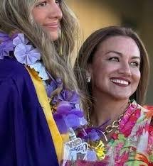 Summer Michaelson's Instagram, Twitter & Facebook