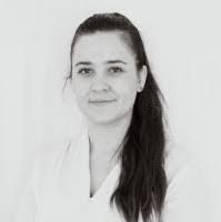 Cindy Visser's Instagram, Twitter & Facebook