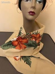 Foulard neuf Olga Greco