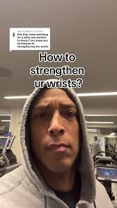 Replying to @BRUCE how to stregthen the wrist #wristtraining #strongwr...