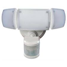 Defiant 270 White Motion Activated Outdoor Integrated Led Triple Head Flood Light With Adjustable Color Temperature Dfi 5886 Wh The Home Depot Security Lights Led Flood Led Outdoor Lighting