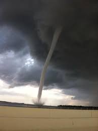 Tampa Waterspout Tampa Bay Waterspout Woodtv Com Blogs Wild Weather Weather Photos Florida Storm
