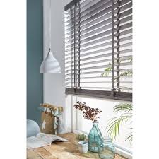 pin van ellen v n op living room jaloezieen houten jaloezieen raambekleding