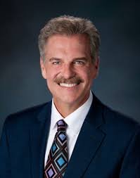 Daniel Bruning's Instagram, Twitter & Facebook