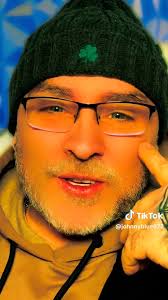 I'm so sad 😥 Because no of my fans could wish me a Happy New Year 😔💔