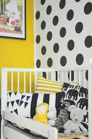 Black And White Accent Wall Dots Lasten Palloseina Decoration Chambre Enfant Idee Decoration Chambre Deco Chambre