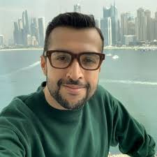 AI and Employment: Job Creator or Job Destroyer? The rise of artificial  intelligence has sparked an ongoing debate: Is AI a job creator or a job  destroyer? While some fear automation will