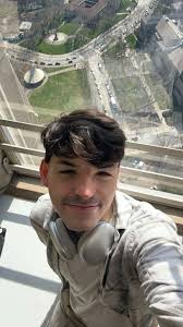 Hi everyone, I'm looking for a room (long term) in a shared apartment asap  in Brooklyn, by preference in Williamsburg, or Bushwick. Ideally, I would  like a room for <1550$, close to