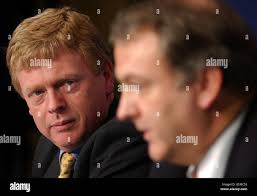 Roger bruce hi-res stock photography and images