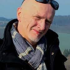 Hansel Davis's Instagram, Twitter & Facebook