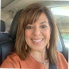 Julie Krzeminski's Instagram, Twitter & Facebook