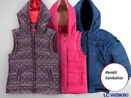 Lc Waikiki Nin Birbirinden Renkli Montlarina Cocuklar Bayilacak Lc Waikiki Carrefoursakarsiyaka Da