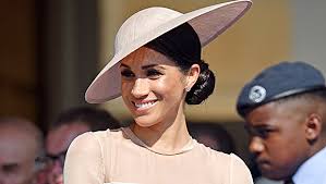 While not confirmed, it's believed that the piece is from cartier's 'essential lines' collection. Meghan Markle S Diamond Tennis Bracelet A Gift From Prince Harry Hollywood Life