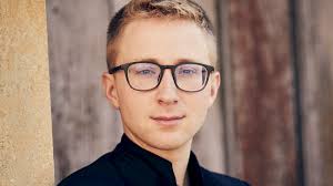 You Shouldn't Panic When You Step in»