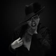 Marilyn manson talking to david letterman Marilyn Manson On Southern New Album Machine Gun Kelly Twins Of Evil Tour Revolver