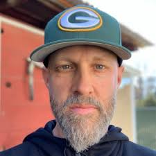 Justin Lowman's Instagram, Twitter & Facebook