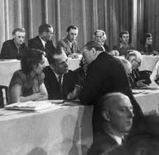 Maybe you would like to learn more about one of these? Deutsche Vergangenheit Der Lila Drache Und Die Mar Von Der Schonen Ddr Welt