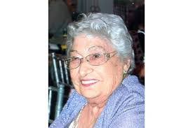 Elizabeth Halverson's Instagram, Twitter & Facebook