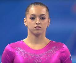 În finala de la paralele, larisa iordache a fost notată cu 13.166, cu care a obţinut medalia de bronz, fiind devansată de sportive din ucraina şi ungaria. The Rule That Could Have Given Larisa Iordache Her Pass To Rio 2016 Gymnastics Cool Facts